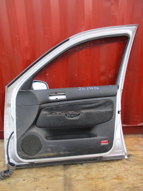 Used Volkswagen Golf INNER DOOR PANEL FRONT RIGHT
